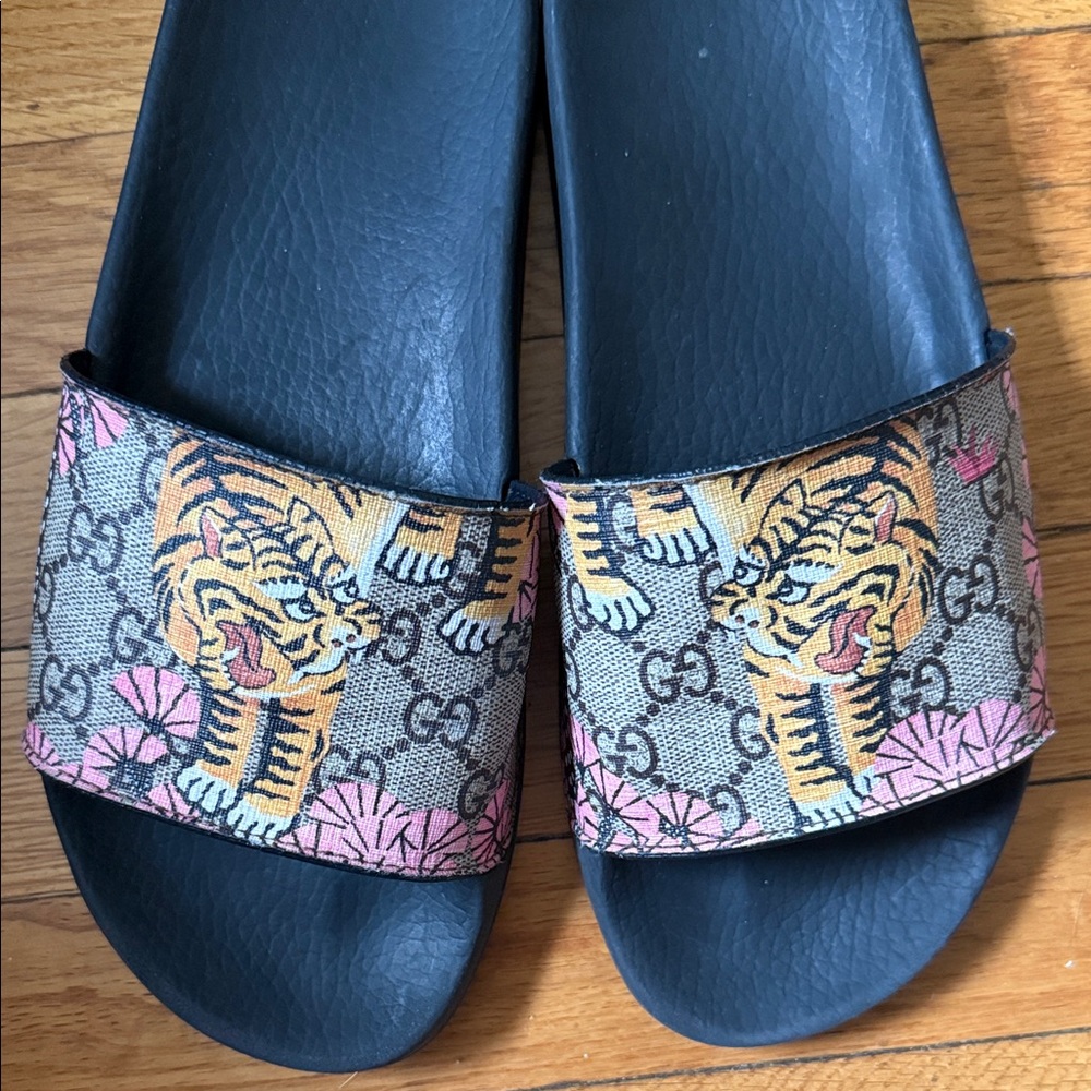 Gucci Bengal Tiger Sakura Slides - Picture 7 of 16